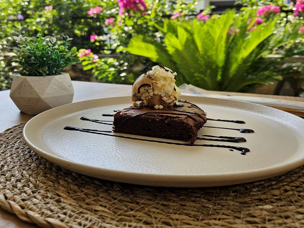 DafDaf Coffee’nin Dondurmalı Browniesi İle Her Lokmada Mutluluk